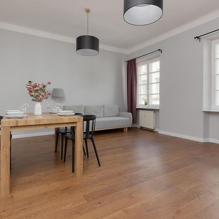 City Center Aparthotel Chmielna By Noclegi Renters Warszawa Eksteriør bilde