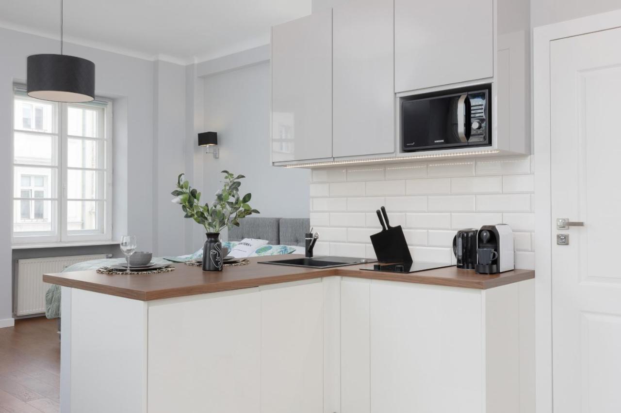 City Center Aparthotel Chmielna By Noclegi Renters Warszawa Eksteriør bilde