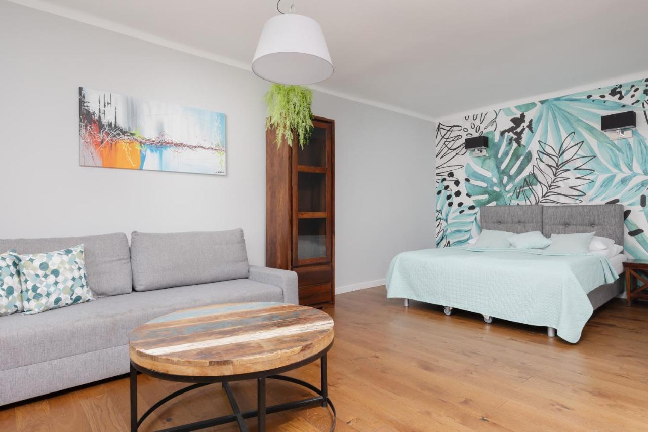 City Center Aparthotel Chmielna By Noclegi Renters Warszawa Eksteriør bilde