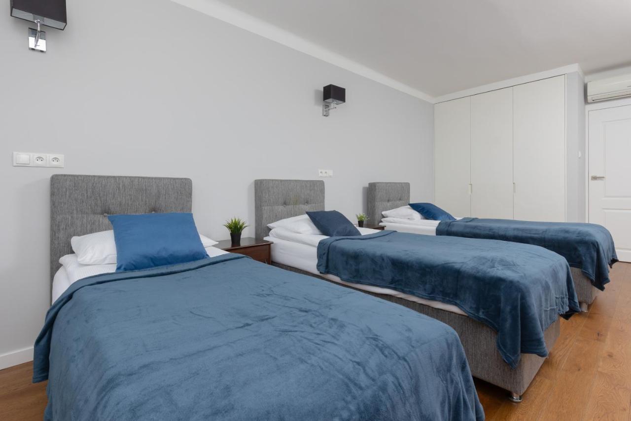 City Center Aparthotel Chmielna By Noclegi Renters Warszawa Eksteriør bilde