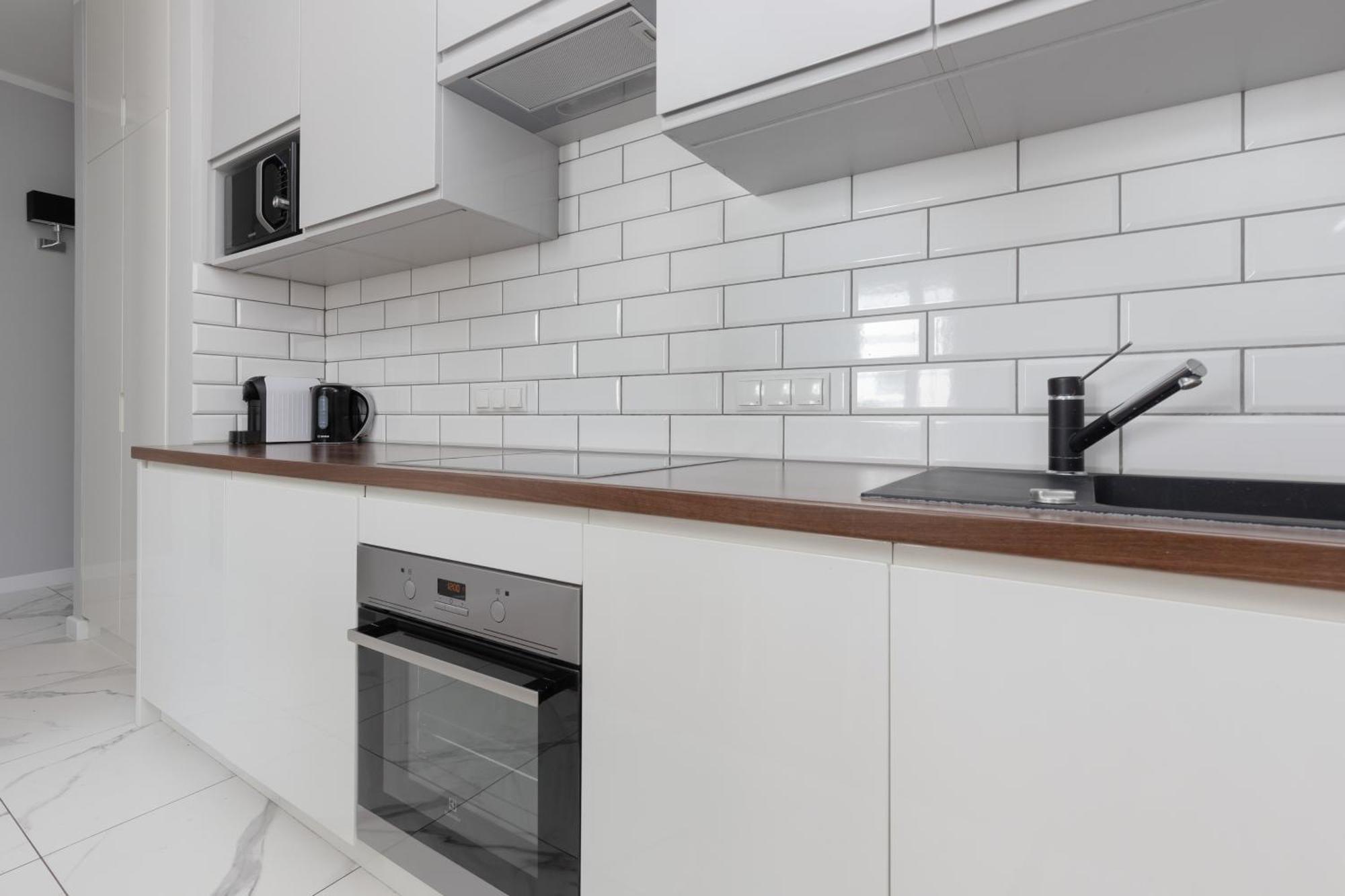 City Center Aparthotel Chmielna By Noclegi Renters Warszawa Eksteriør bilde