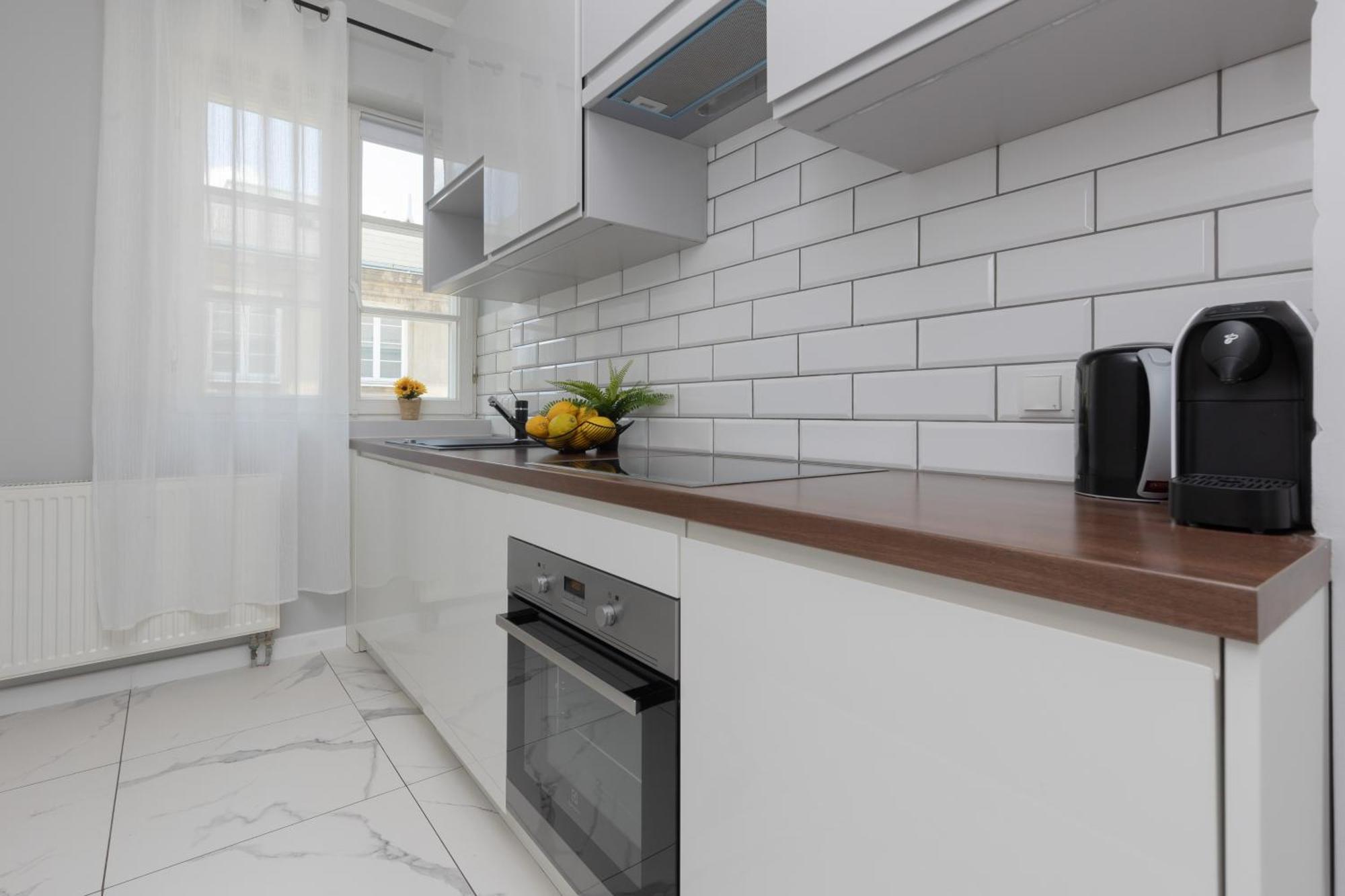 City Center Aparthotel Chmielna By Noclegi Renters Warszawa Eksteriør bilde