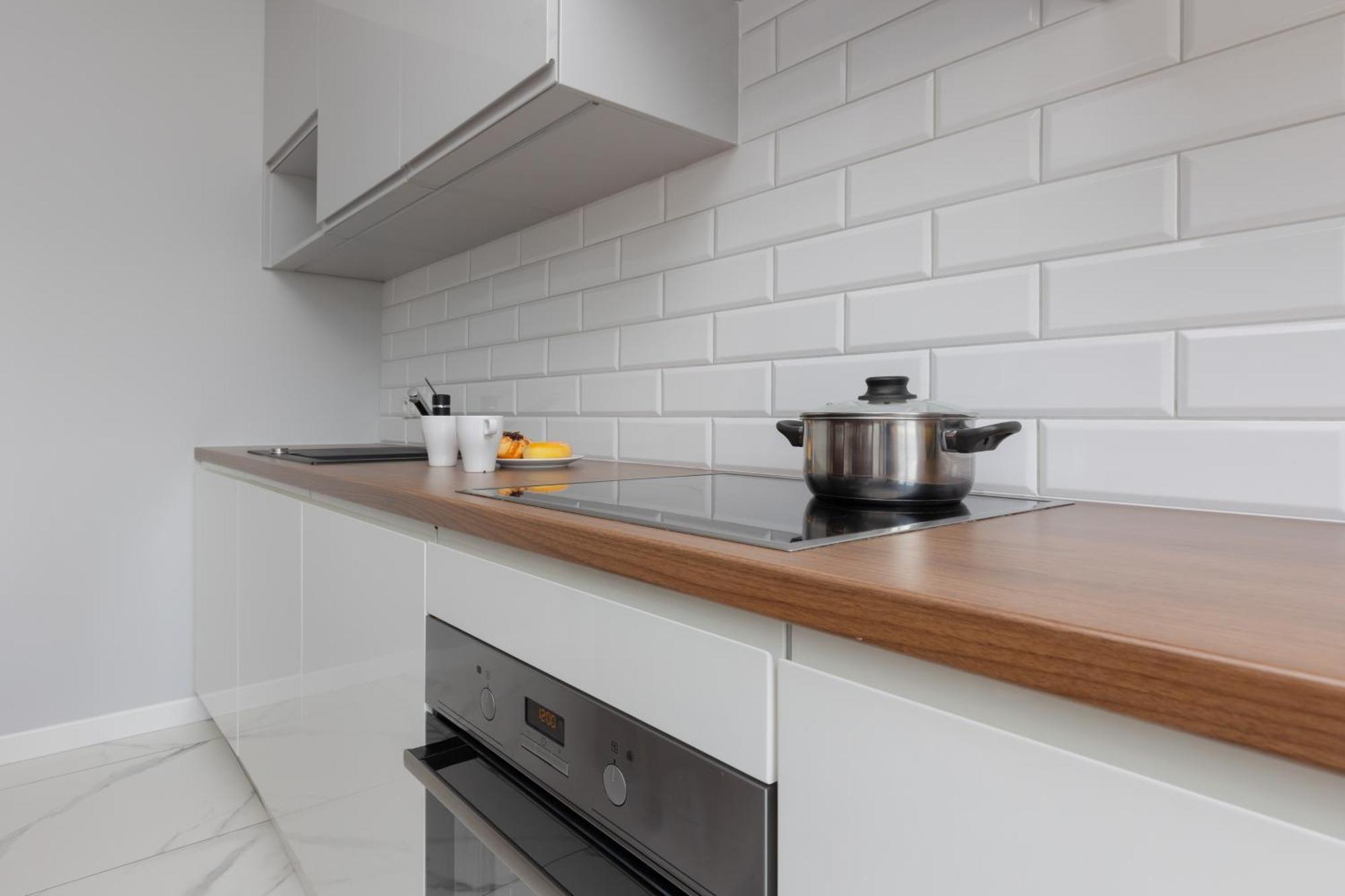 City Center Aparthotel Chmielna By Noclegi Renters Warszawa Eksteriør bilde